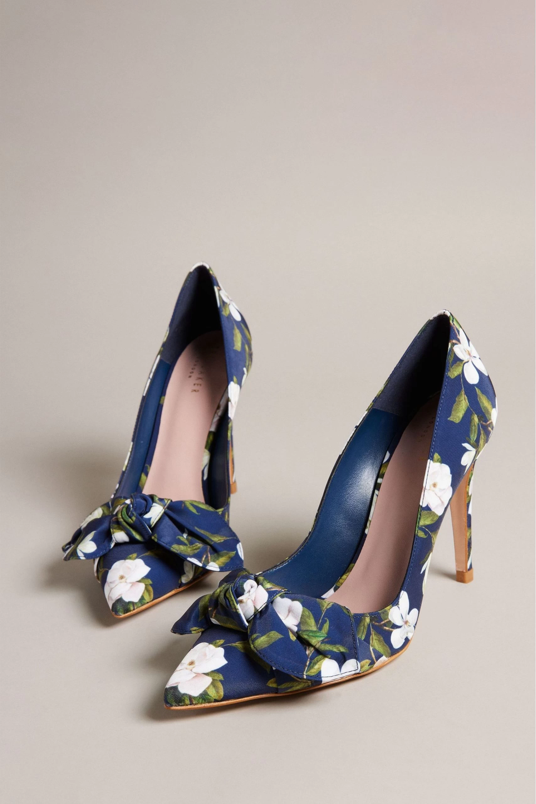 Ted Baker Blue Hyra Printed Bow Court Heels 4 Ted Baker Blue Hyra Printed Bow Court Heels - Image 2