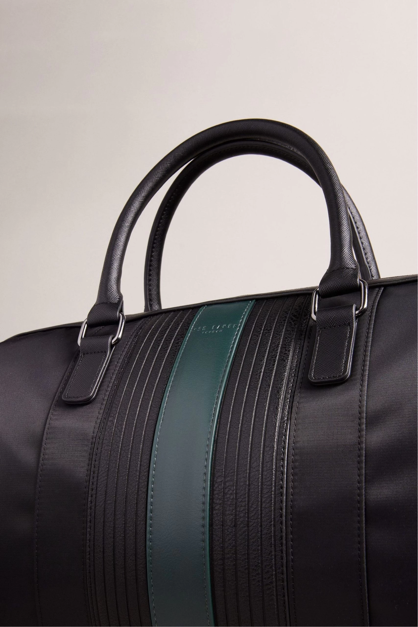 Ted Baker Rucks Black Core Twill Pu Striped Holdall 5 Ted Baker Rucks Black Core Twill Pu Striped Holdall - Image 3