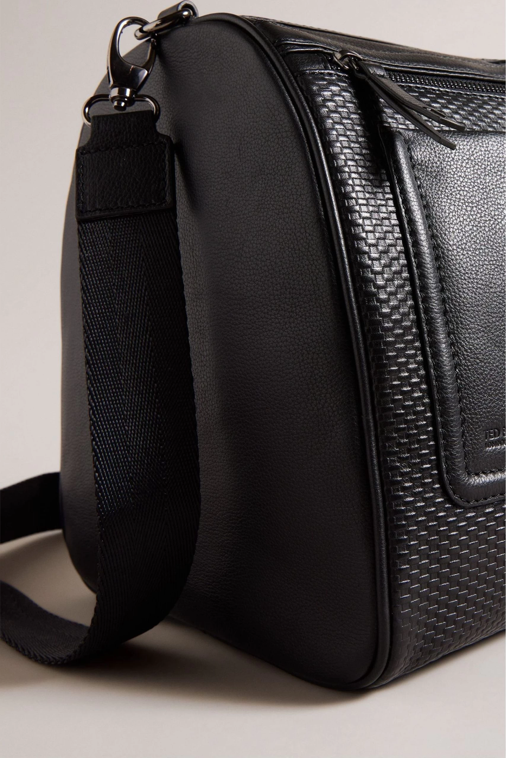 Ted Baker Canvay Black Texture Leather Holdall 4 Ted Baker Canvay Black Texture Leather Holdall - Image 2