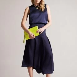 Ted Baker Crocey Lime Croc Envelope Pouch 11 Ted Baker Crocey Lime Croc Envelope Pouch -Ted Baker Shop 253578 ted baker crocey lime croc envelope pouch 04