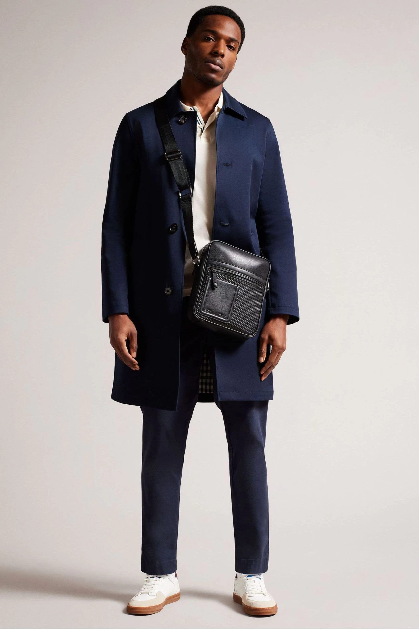 Ted Baker Canney Black Texture Leather Flight Bag 6 Ted Baker Canney Black Texture Leather Flight Bag - Image 4