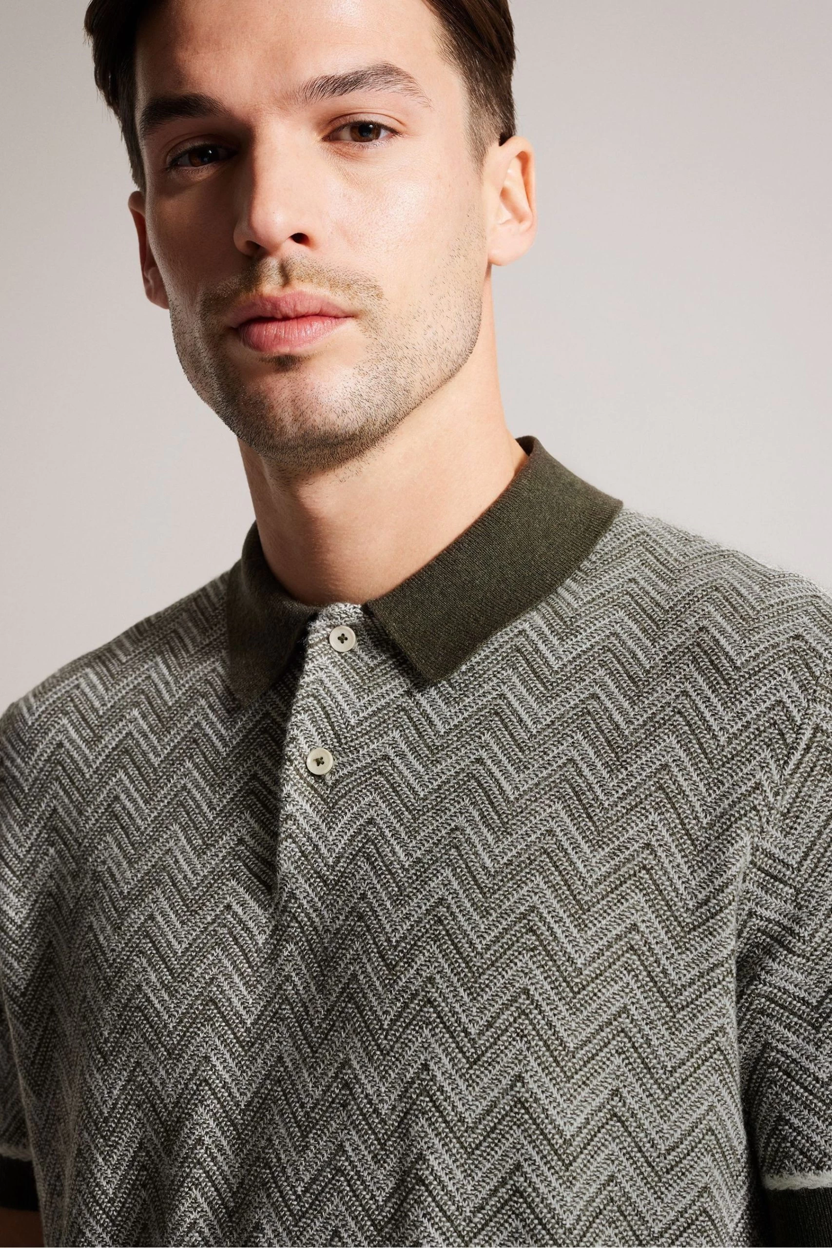 Ted Baker Green Waldun Short Sleeve Zig Zag Stitched Polo Shirt 6 Ted Baker Green Waldun Short Sleeve Zig Zag Stitched Polo Shirt - Image 4