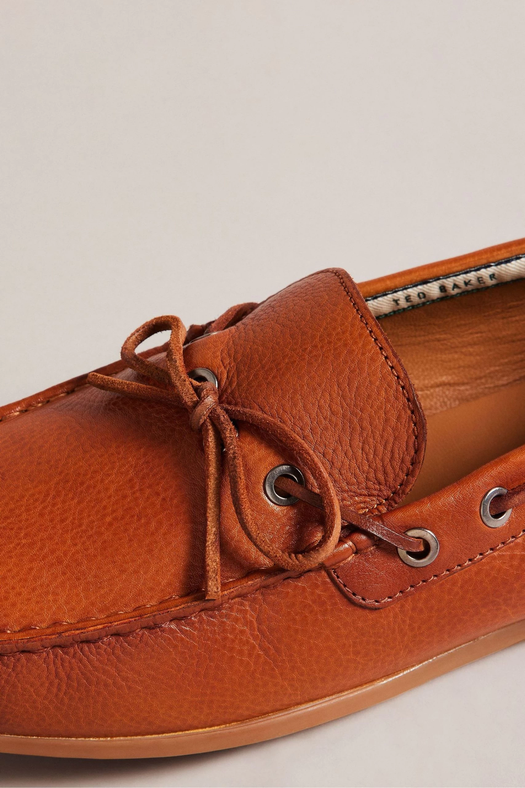 Ted Baker Kenneyp Natural Pebble Leather Casual Driver Shoes 6 Ted Baker Kenneyp Natural Pebble Leather Casual Driver Shoes - Image 4