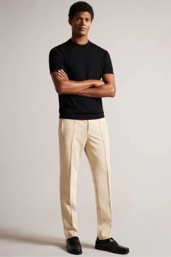 Ted Baker Senti Short Sleeved Knitted Plain Black T-Shirt 9 Ted Baker Senti Short Sleeved Knitted Plain Black T-Shirt -Ted Baker Shop 772039s3