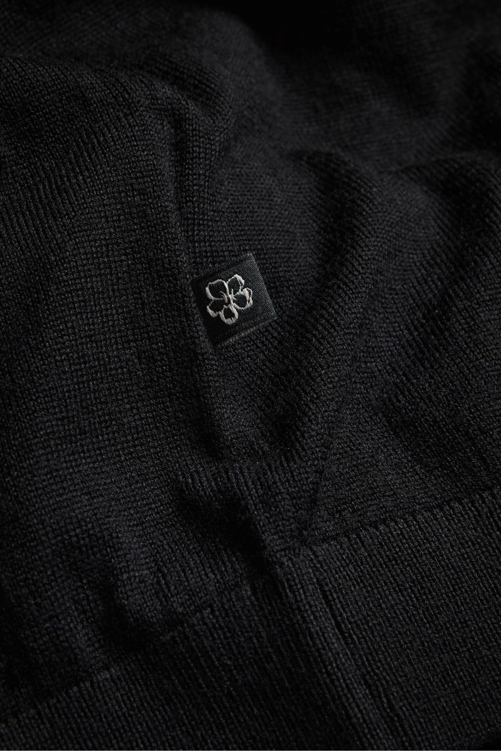 Ted Baker Senti Short Sleeved Knitted Plain Black T-Shirt 7 Ted Baker Senti Short Sleeved Knitted Plain Black T-Shirt - Image 5