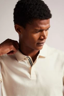 Ted Baker Zeiter White Short Sleeve Slim Soft Touch Polo Shirt 10 Ted Baker Zeiter White Short Sleeve Slim Soft Touch Polo Shirt -Ted Baker Shop 980380s4