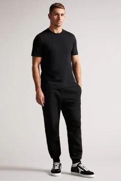 Ted Baker Hawking Black Plain T-Shirt 11 Ted Baker Hawking Black Plain T-Shirt -Ted Baker Shop A94960s3
