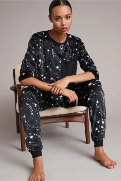 B By Ted Baker Cosy Pyjama Set