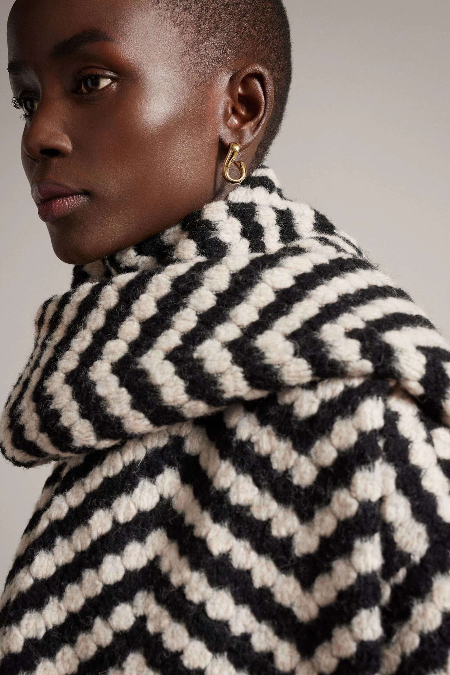 Ted Baker Oversized Jilliya Black Twill Knit Scarf Coat 6 Ted Baker Oversized Jilliya Black Twill Knit Scarf Coat - Image 4