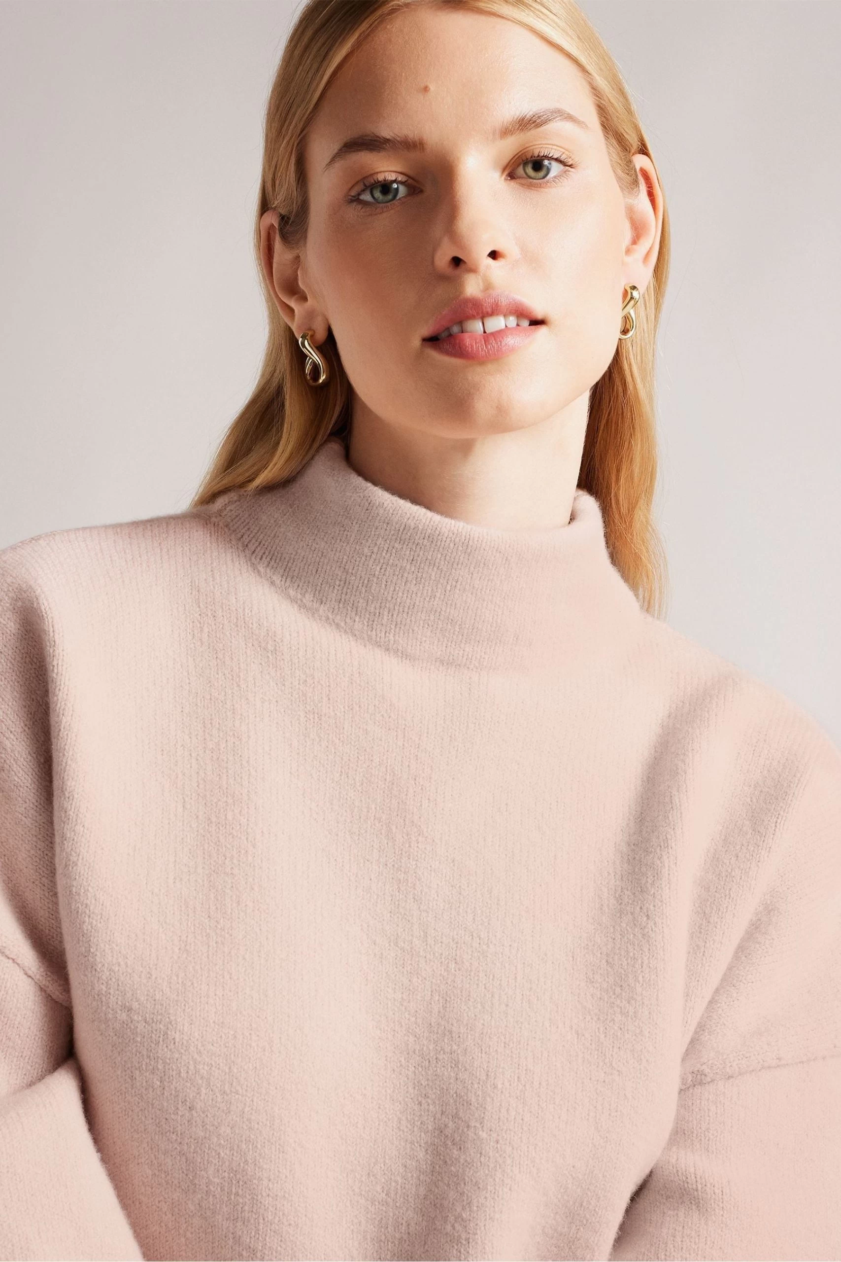 Ted Baker Oversized Dusky Pink Ruby Funnel Neck Sweater 6 Ted Baker Oversized Dusky Pink Ruby Funnel Neck Sweater - Image 4