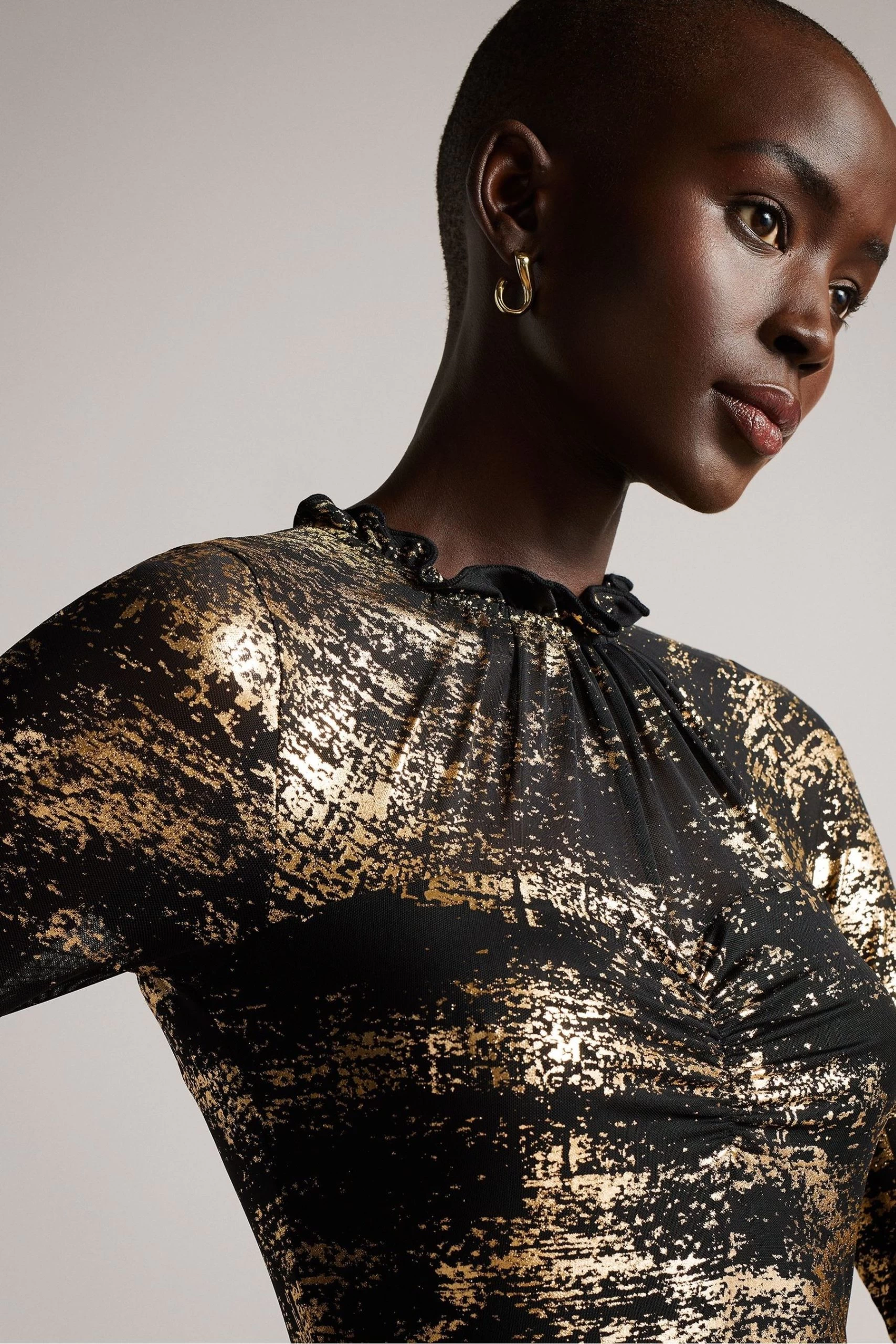 Ted Baker Iggiey Black 3/4 Length Sleeve Dress With Ruffled Skirt 6 Ted Baker Iggiey Black 3/4 Length Sleeve Dress With Ruffled Skirt - Image 4