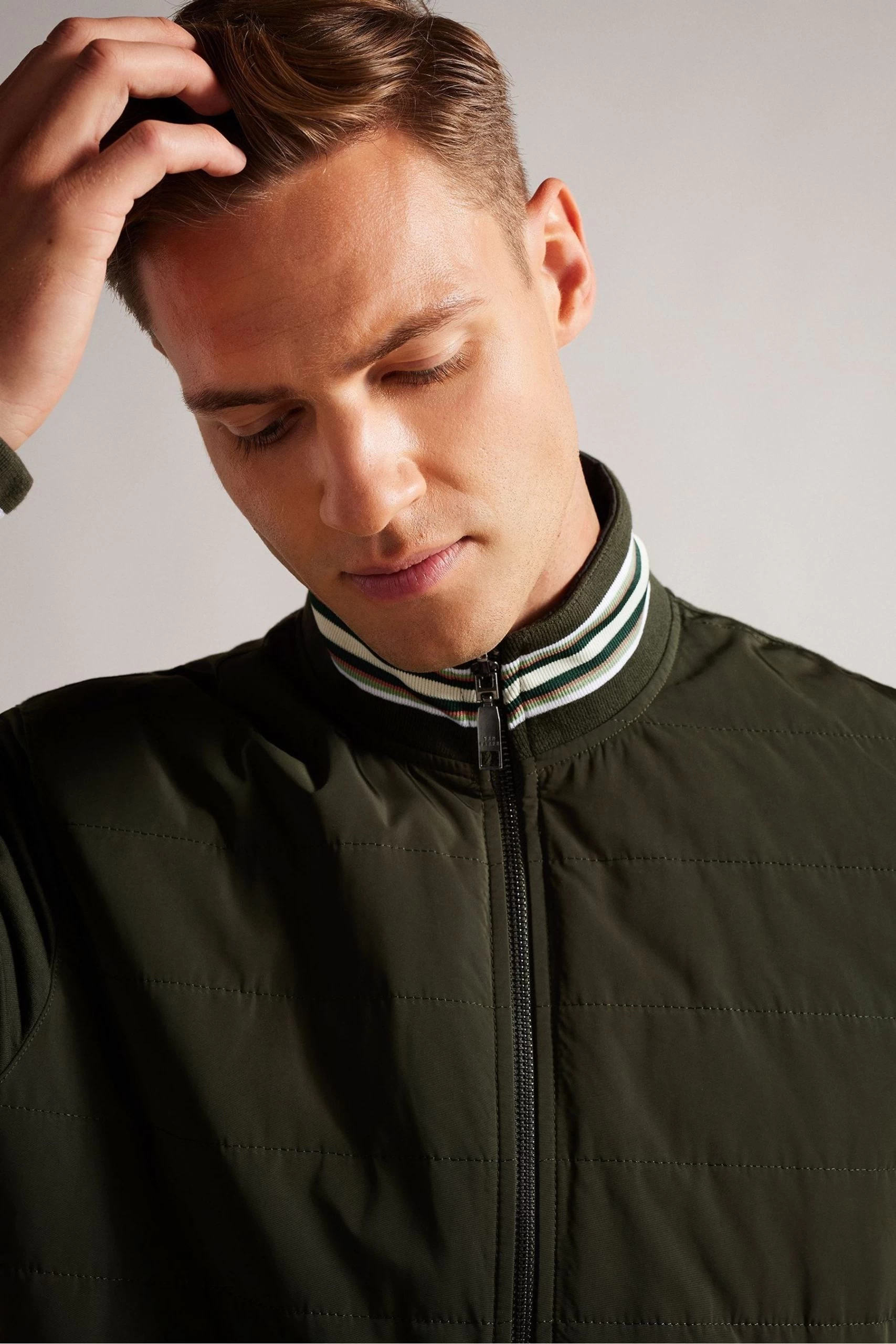 Ted Baker Green Hemis Long Sleeved Reversible Nylon Zip Through Jacket 6 Ted Baker Green Hemis Long Sleeved Reversible Nylon Zip Through Jacket - Image 4