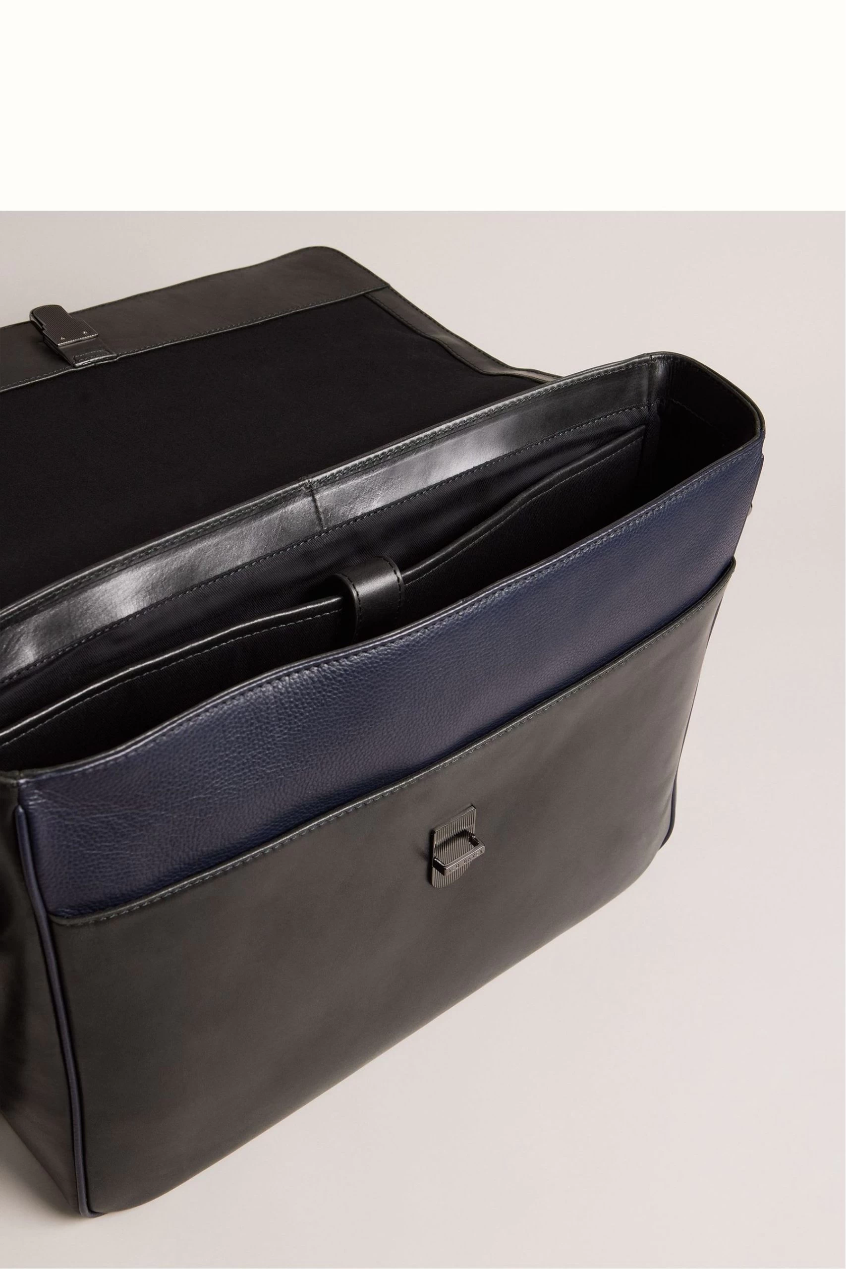 Ted Baker Raymon Black Leather Webbing Wax Leather Mix Satchel 6 Ted Baker Raymon Black Leather Webbing Wax Leather Mix Satchel - Image 4