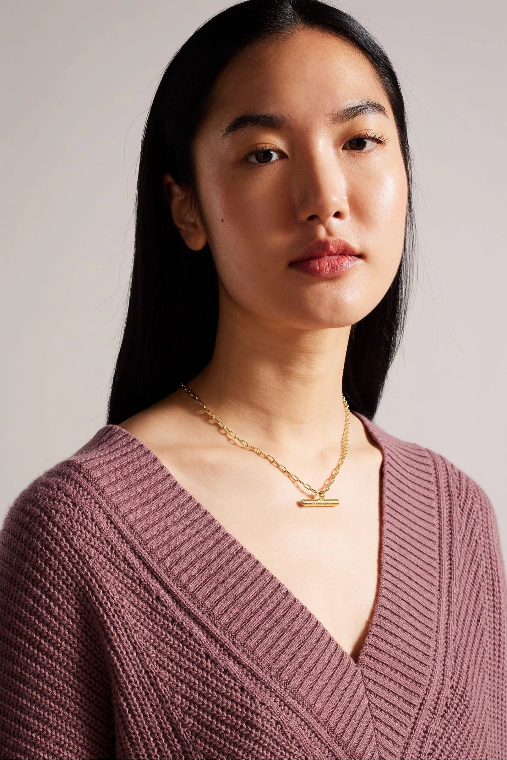 Ted Baker Natural Lerissa Engineered Slouchy V-Neck Sweater 5 Ted Baker Natural Lerissa Engineered Slouchy V-Neck Sweater - Image 3