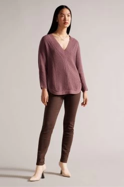 Ted Baker Natural Lerissa Engineered Slouchy V-Neck Sweater 10 Ted Baker Natural Lerissa Engineered Slouchy V-Neck Sweater -Ted Baker Shop D40106s4