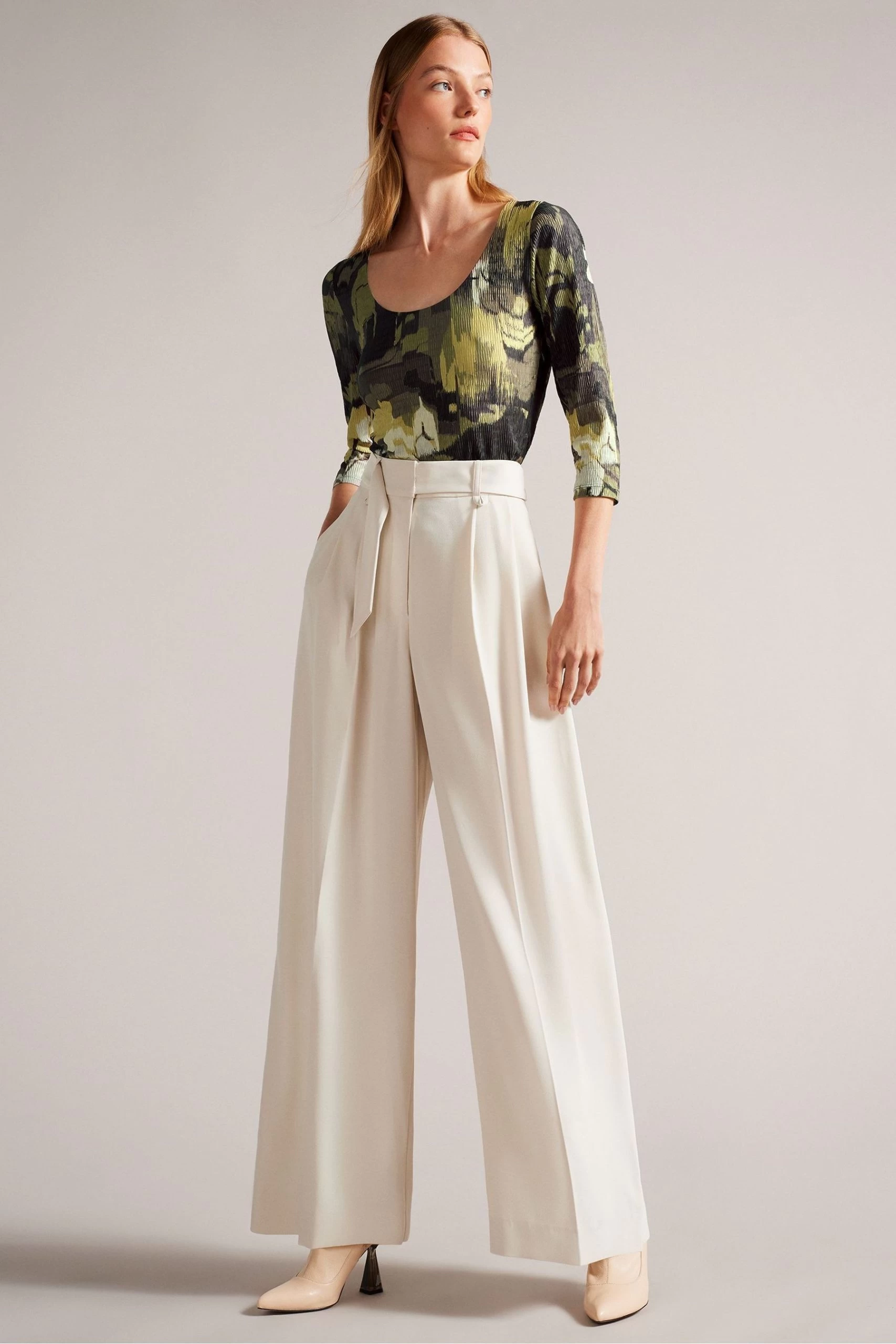 Ted Baker Light Green Jolien Scoop Neck Fitted T-Shirt 5 Ted Baker Light Green Jolien Scoop Neck Fitted T-Shirt - Image 3