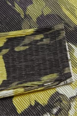 Ted Baker Light Green Jolien Scoop Neck Fitted T-Shirt 11 Ted Baker Light Green Jolien Scoop Neck Fitted T-Shirt -Ted Baker Shop D40111s5