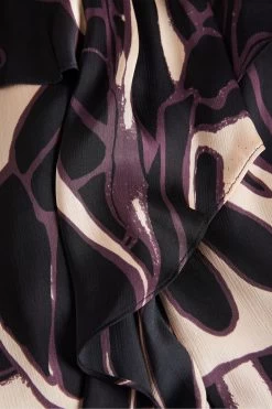 Ted Baker Serepha Black Fitted Knit Bodice Dress With Ruffle Skirt 11 Ted Baker Serepha Black Fitted Knit Bodice Dress With Ruffle Skirt -Ted Baker Shop D40116s5