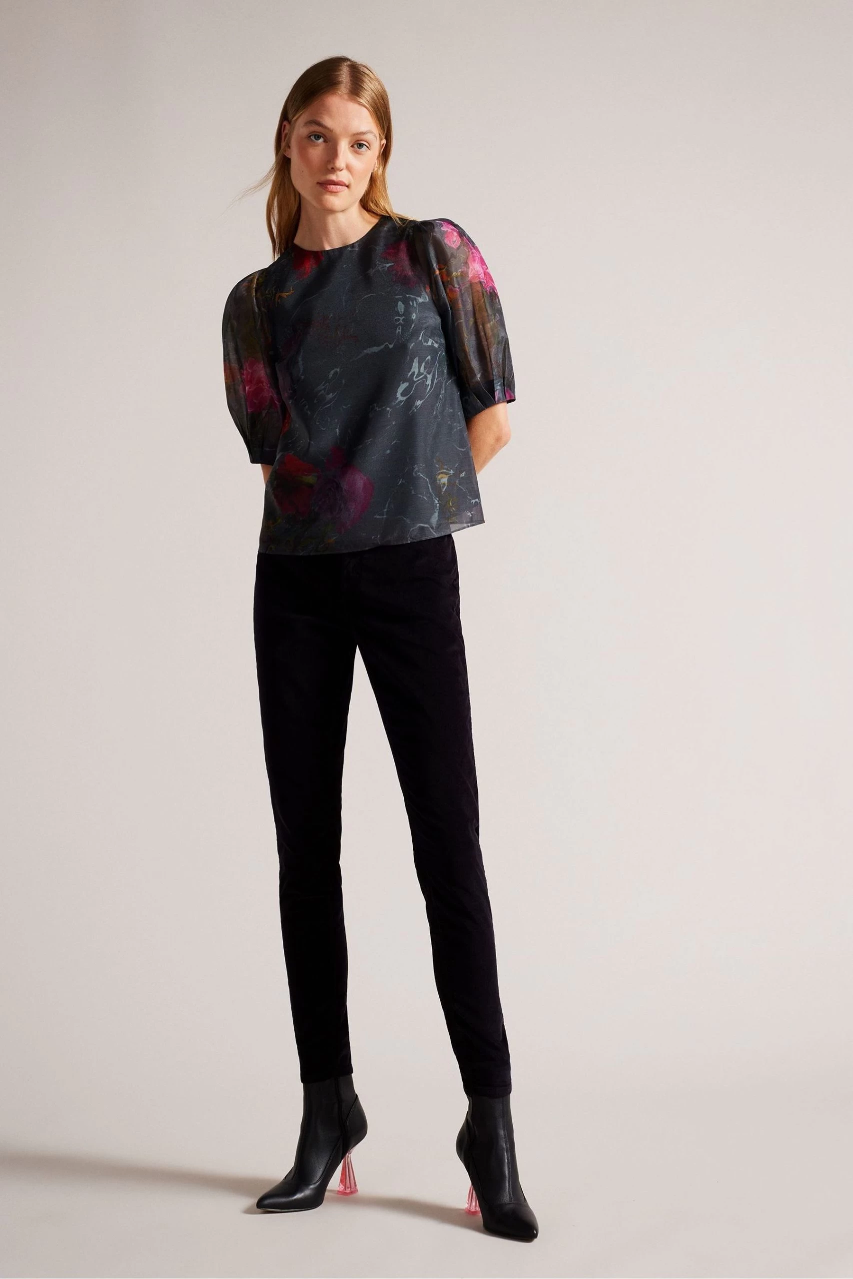 Ted Baker Ayymee Boxy Cropped Black Top With Puff Sleeve 5 Ted Baker Ayymee Boxy Cropped Black Top With Puff Sleeve - Image 3