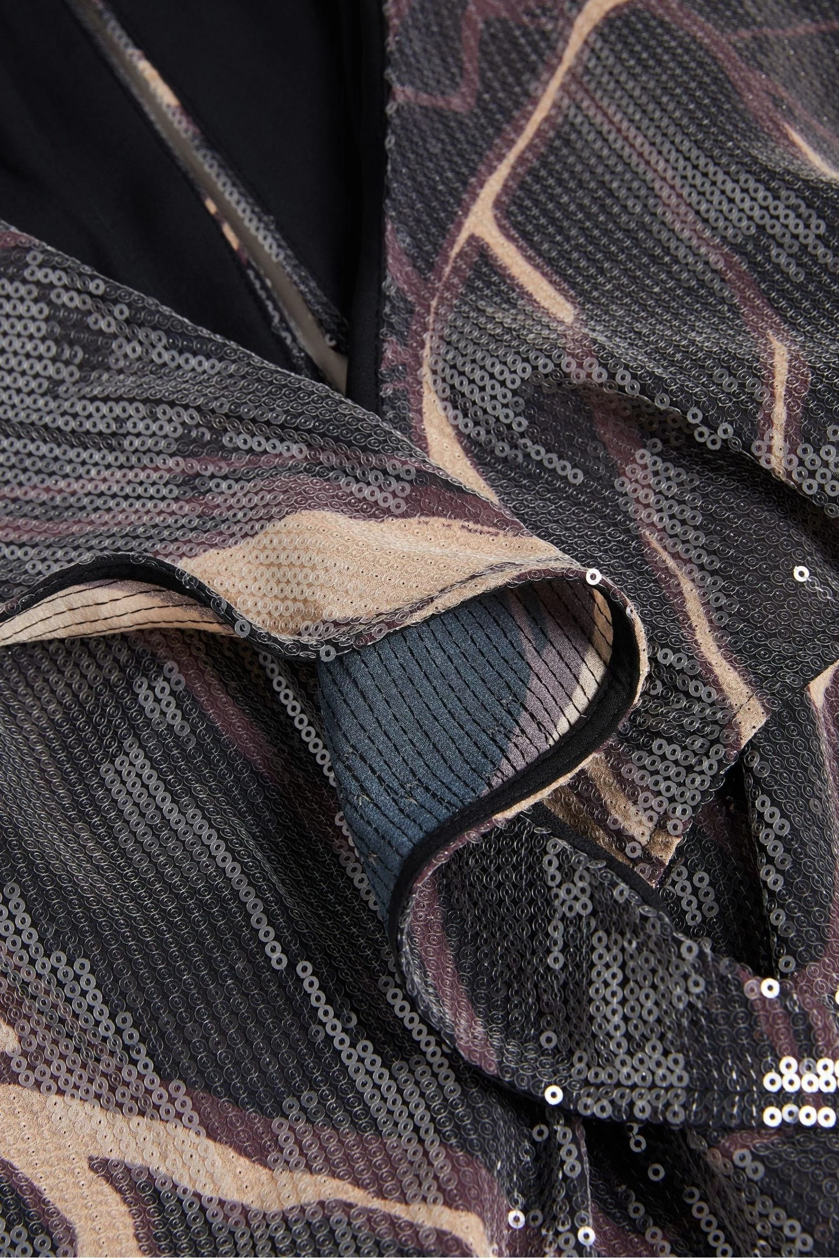 Ted Baker Edennie Printed Sequin Ruffle Black Jumpsuit 7 Ted Baker Edennie Printed Sequin Ruffle Black Jumpsuit - Image 6