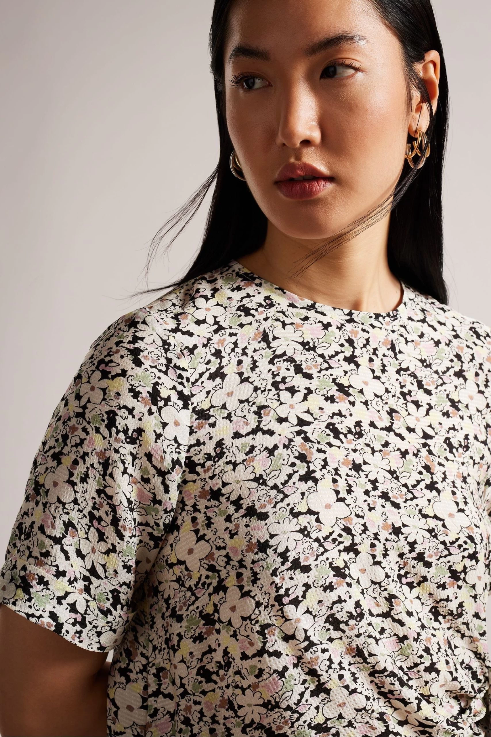 Ted Baker Pink Chevy Printed Integral Tie T-Shirt 6 Ted Baker Pink Chevy Printed Integral Tie T-Shirt - Image 4