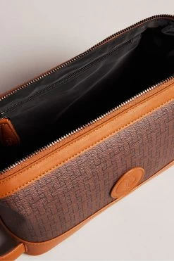 Ted Baker Brown Tobels Monogram Washbag -Ted Baker Shop D57168s4