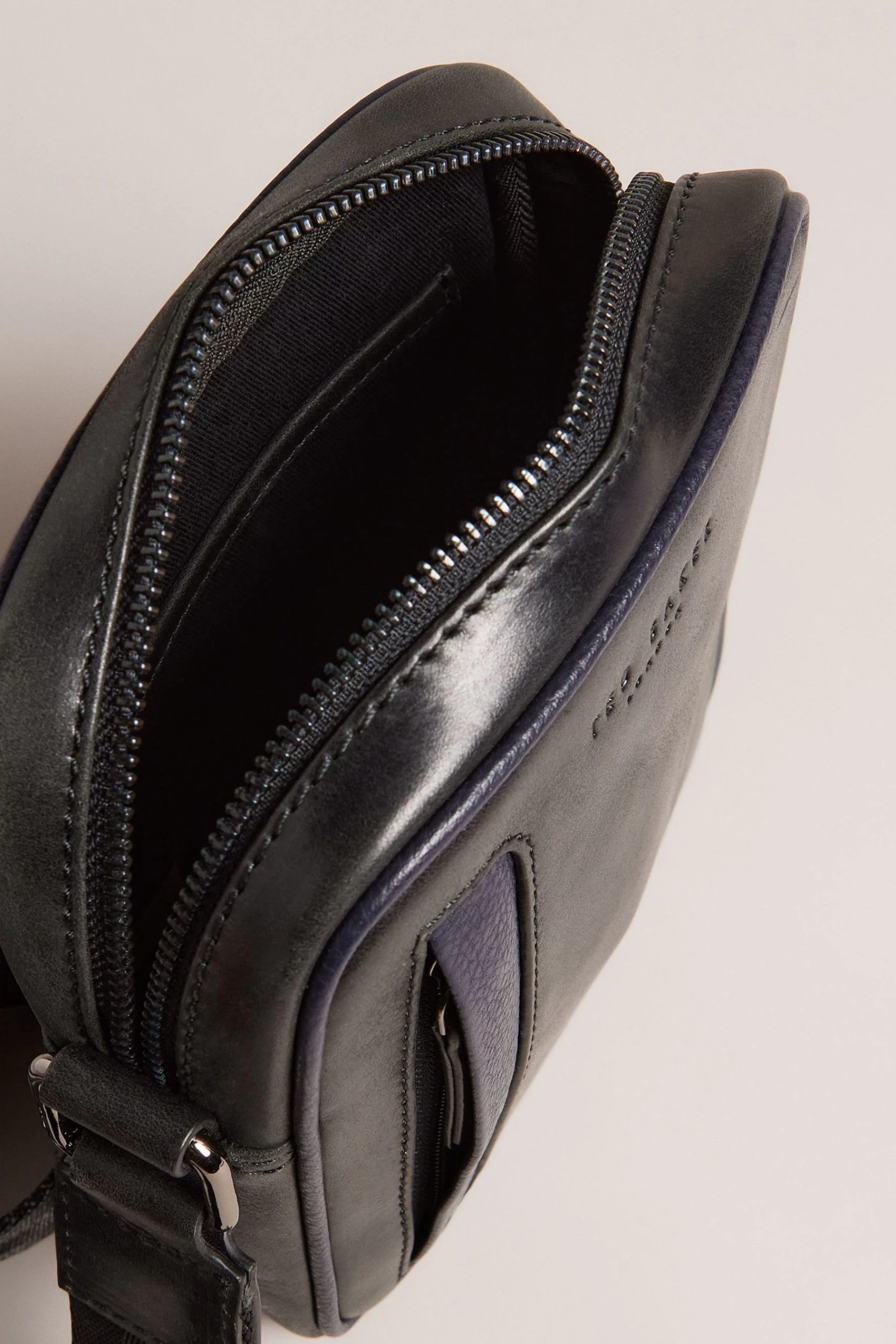 Ted Baker Rayson Webbing Wax Leather Mix Shoulder Black Bag 6 Ted Baker Rayson Webbing Wax Leather Mix Shoulder Black Bag - Image 4