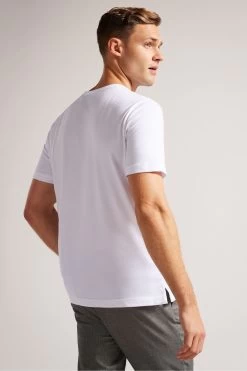 Ted Baker Rewild Short Sleeve Regular Printed White T-Shirt 8 Ted Baker Rewild Short Sleeve Regular Printed White T-Shirt -Ted Baker Shop D57313s2