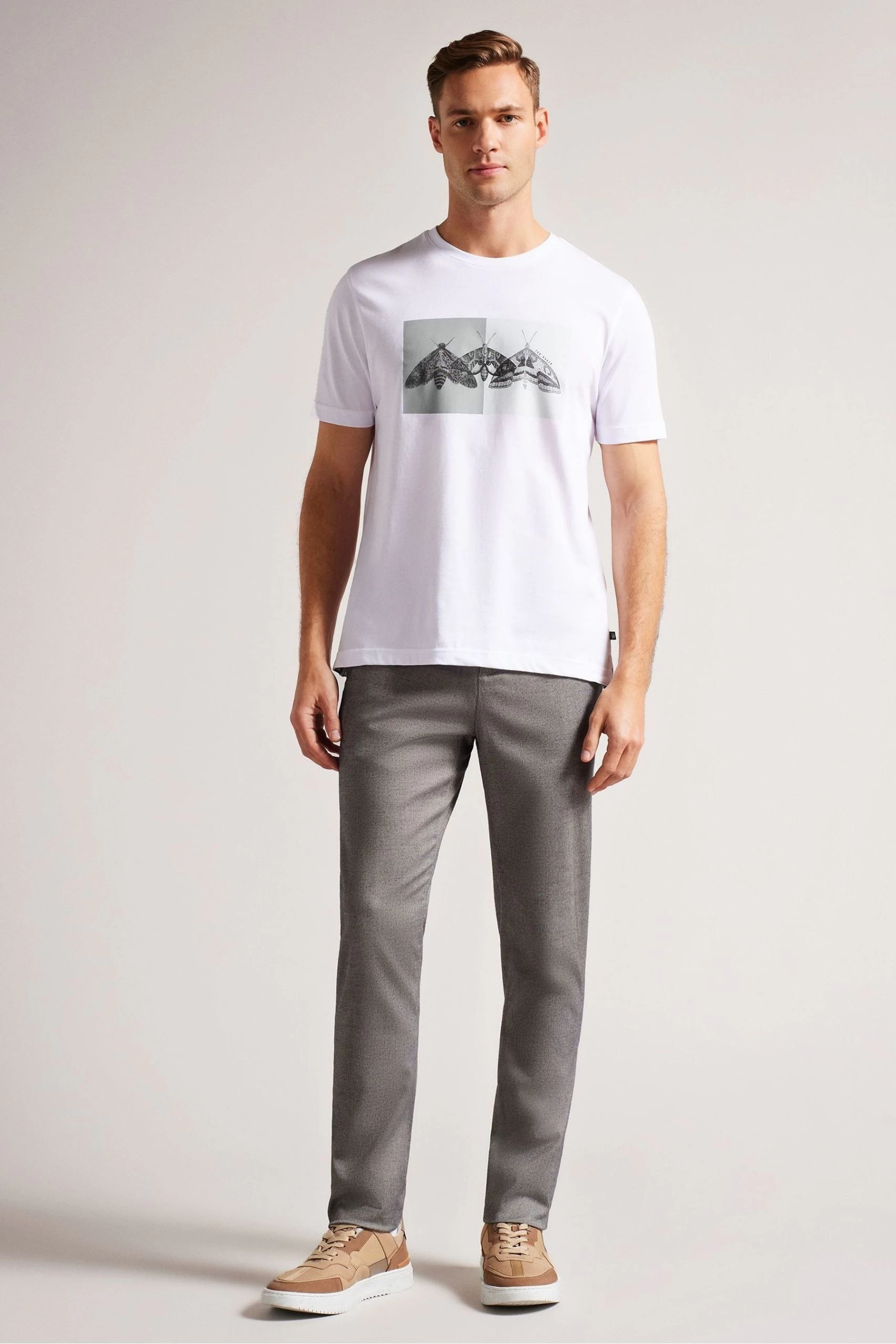 Ted Baker Rewild Short Sleeve Regular Printed White T-Shirt 5 Ted Baker Rewild Short Sleeve Regular Printed White T-Shirt - Image 3