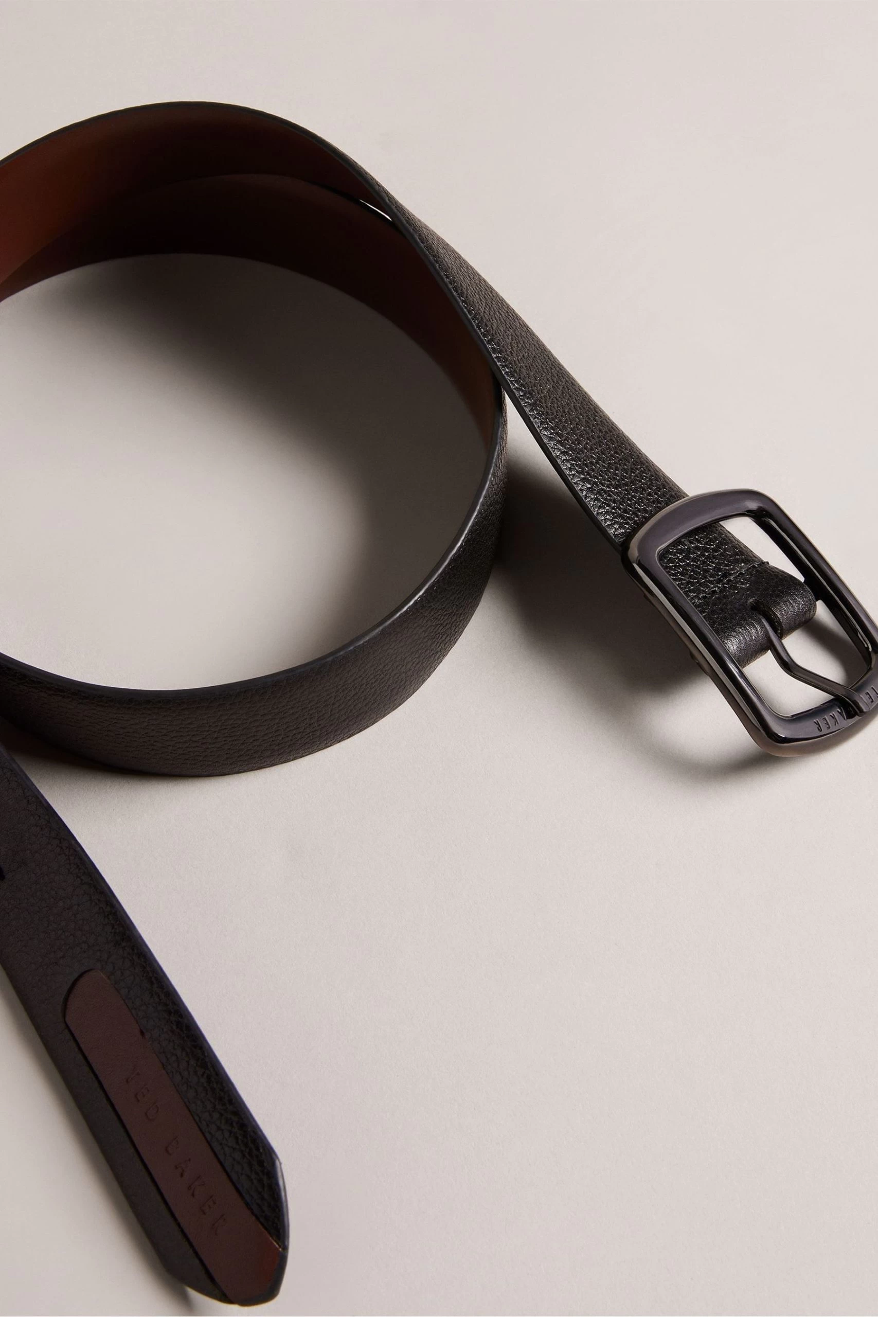 Ted Baker Jaims Black Contrast Detail Leather Belt 5 Ted Baker Jaims Black Contrast Detail Leather Belt - Image 3