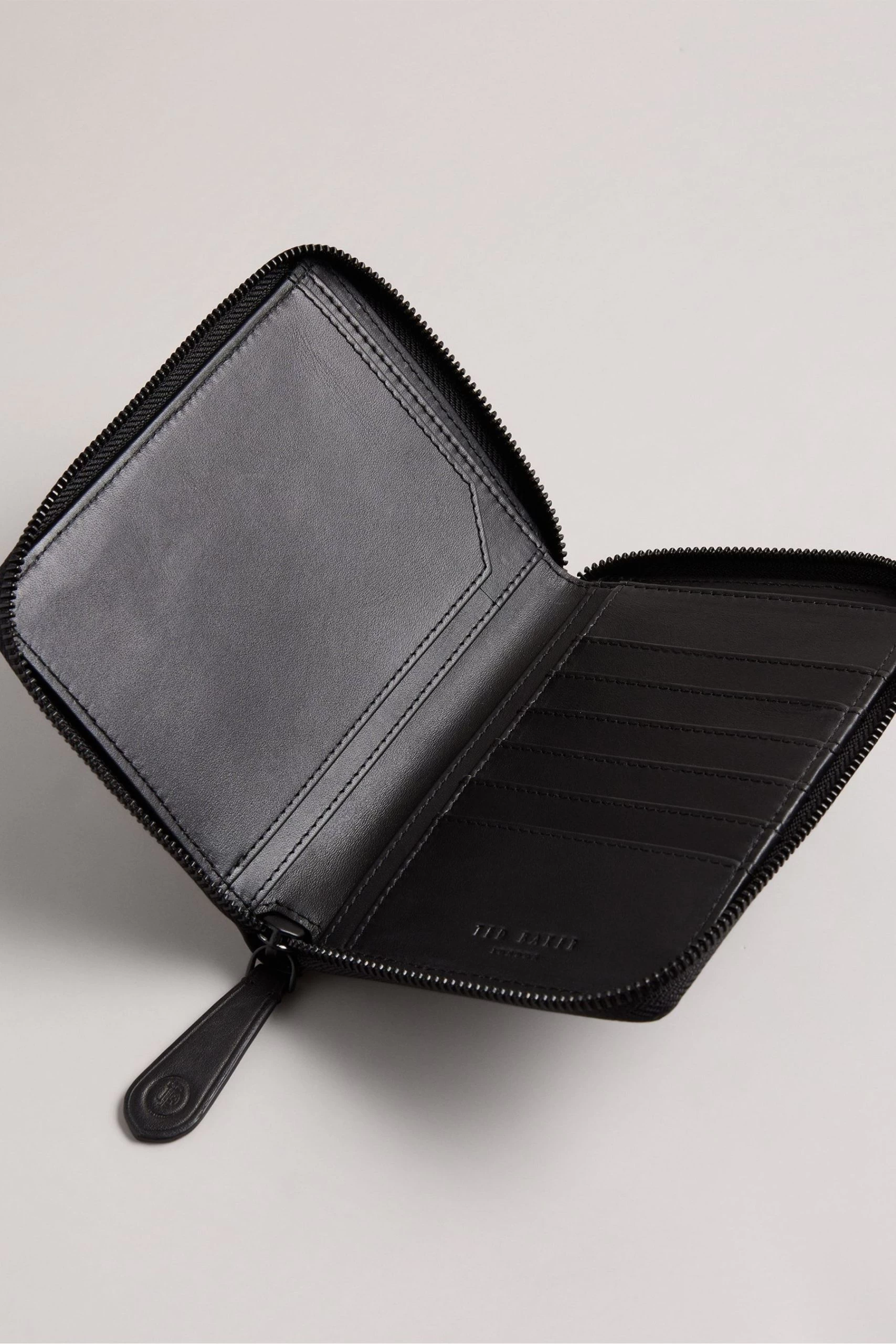 Ted Baker Tobery Black House Check Leather Travel Set 4 Ted Baker Tobery Black House Check Leather Travel Set - Image 2