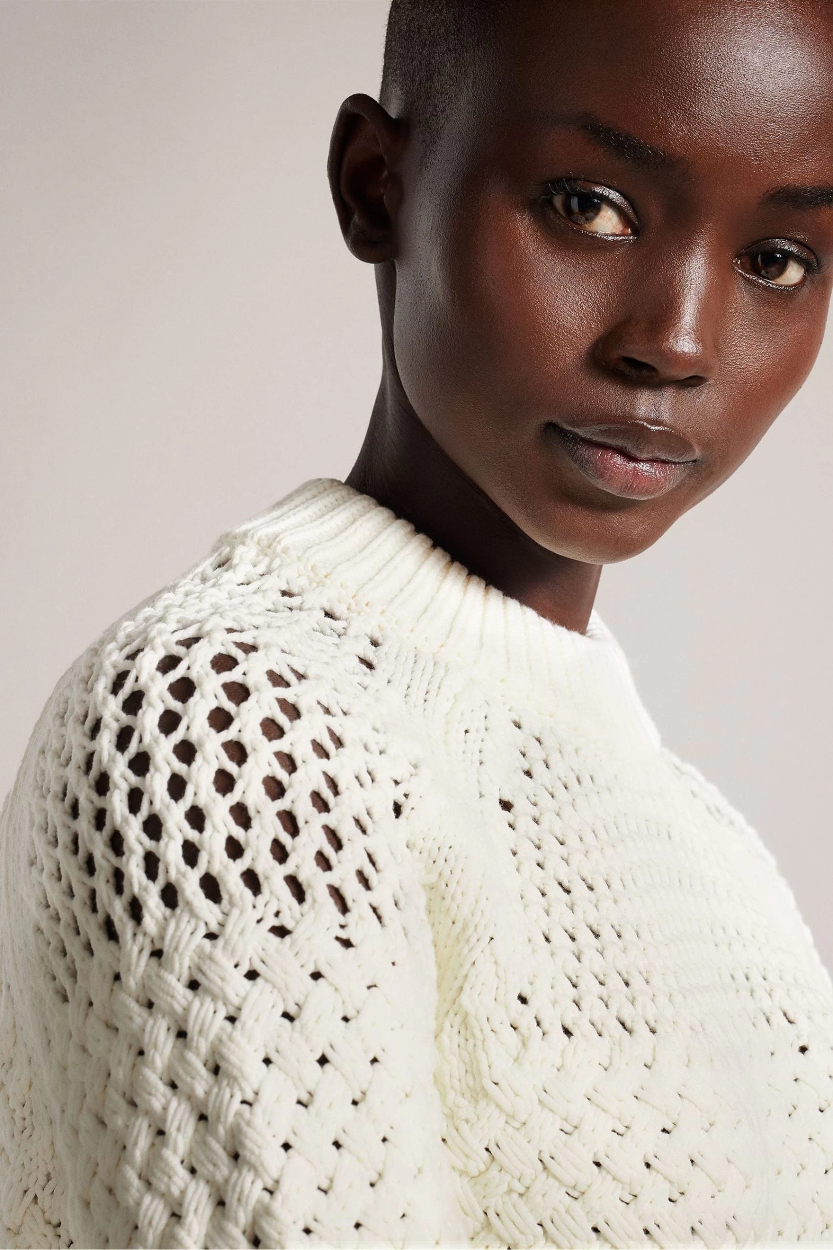 Ted Baker Hawick White Basket Stitch Sweatshirt 6 Ted Baker Hawick White Basket Stitch Sweatshirt - Image 4