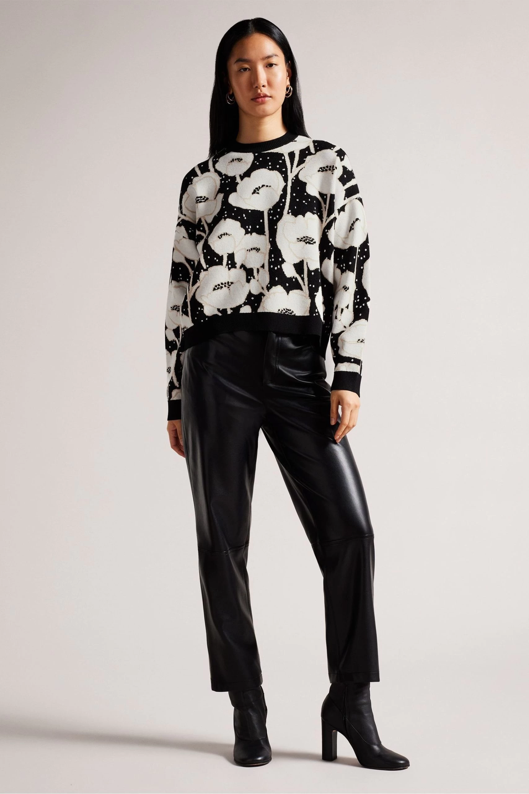 Ted Baker Pipha Black Cropped Jacquard Knitted Sweatshirt 5 Ted Baker Pipha Black Cropped Jacquard Knitted Sweatshirt - Image 3