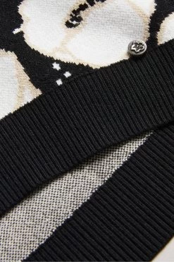 Ted Baker Pipha Black Cropped Jacquard Knitted Sweatshirt 11 Ted Baker Pipha Black Cropped Jacquard Knitted Sweatshirt -Ted Baker Shop D73614s5