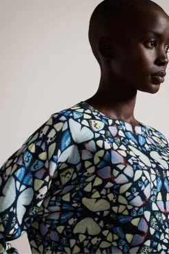 Ted Baker Blue Ashlina Printed Boxy Fit Sweatshirt 9 Ted Baker Blue Ashlina Printed Boxy Fit Sweatshirt -Ted Baker Shop D73634s3