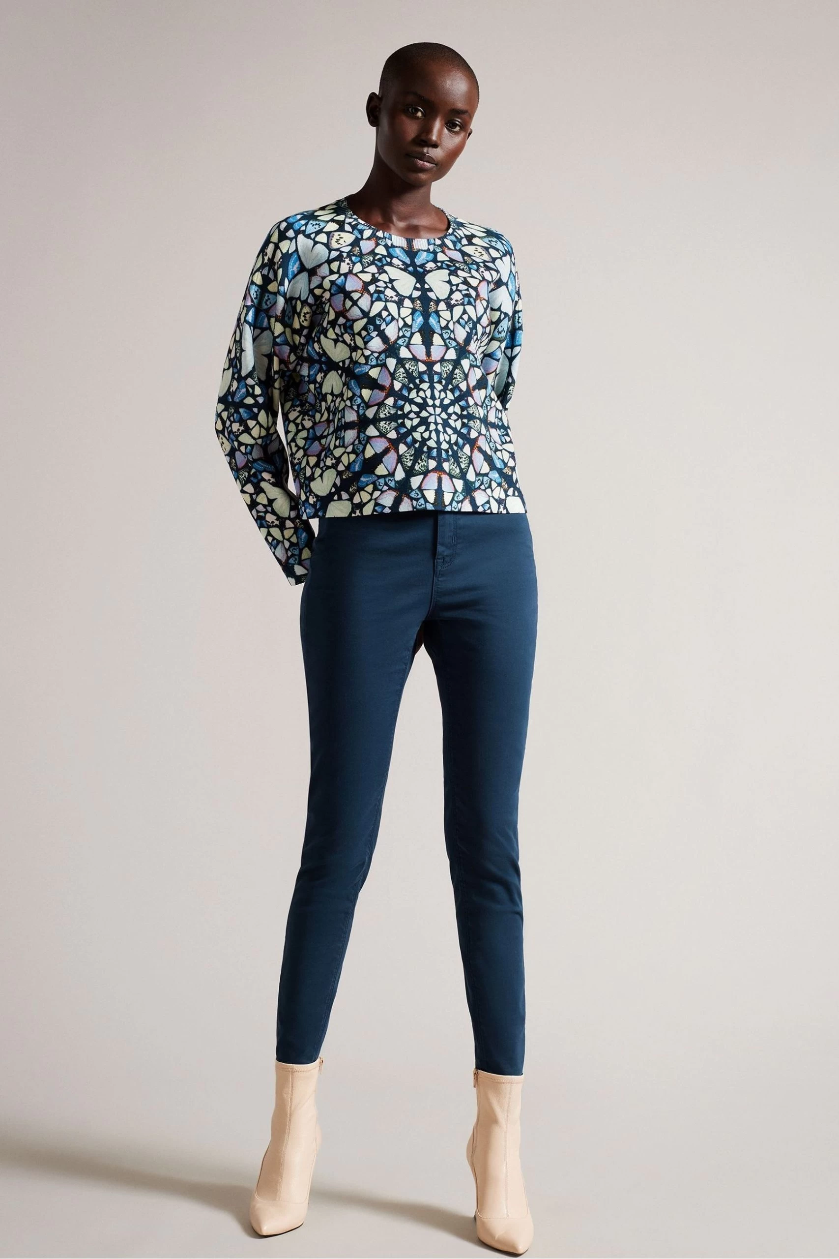 Ted Baker Blue Ashlina Printed Boxy Fit Sweatshirt 6 Ted Baker Blue Ashlina Printed Boxy Fit Sweatshirt - Image 4