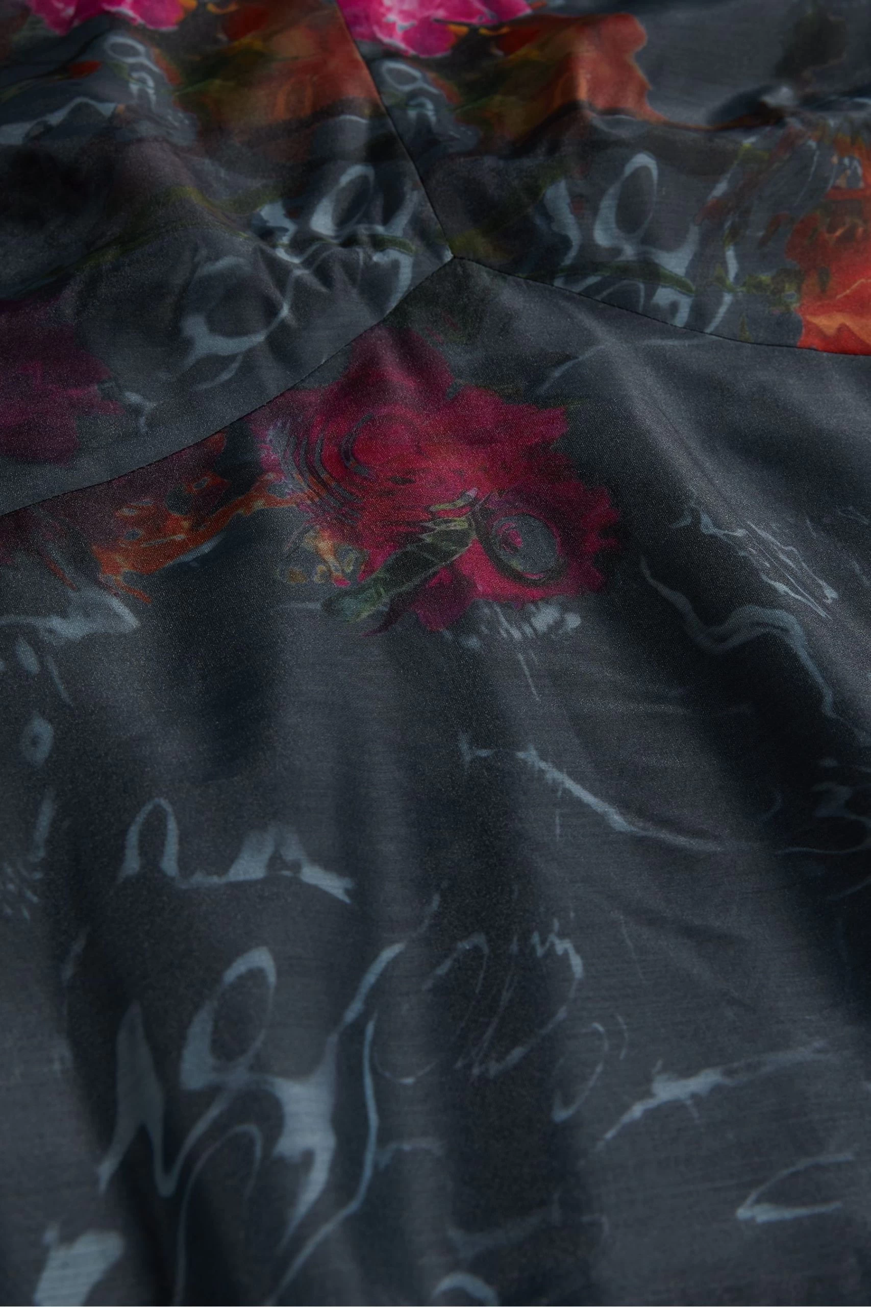 Ted Baker Mekayla Black Empire Line Midi Dress With Puff Sleeve 6 Ted Baker Mekayla Black Empire Line Midi Dress With Puff Sleeve - Image 4