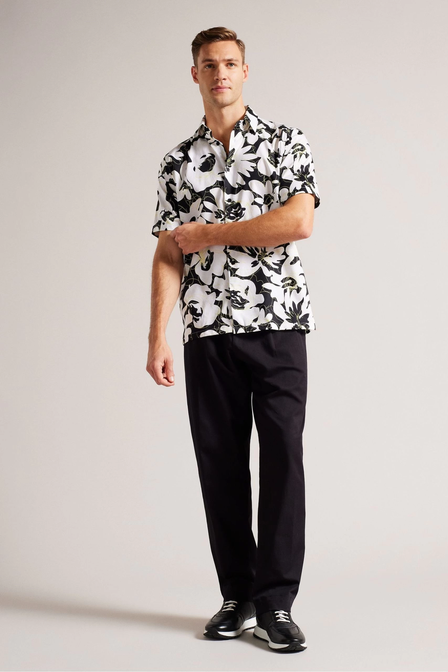 Ted Baker Yellow Altun Short Sleeves Floral Print Shirt 5 Ted Baker Yellow Altun Short Sleeves Floral Print Shirt - Image 3