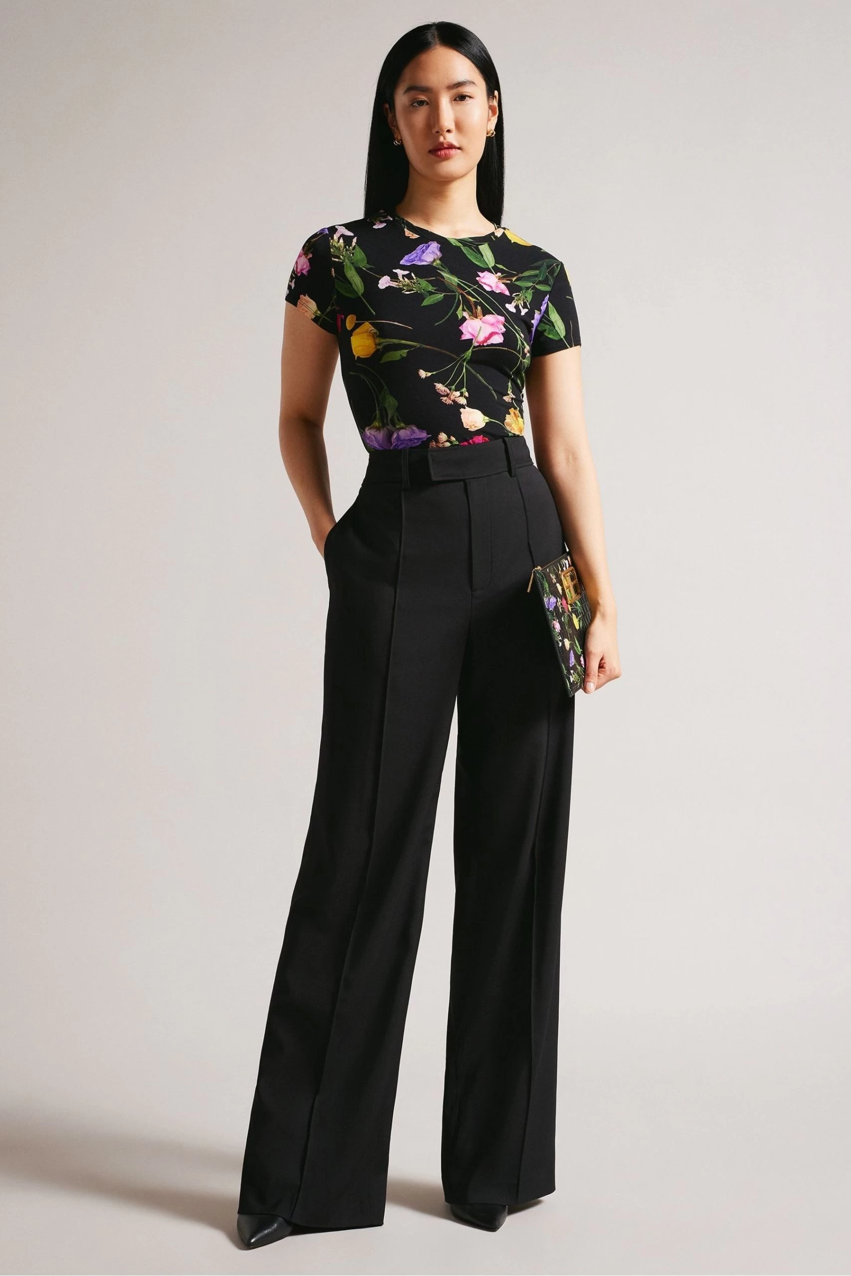 Ted Baker Vikina Black Printed Fitted T-Shirt 5 Ted Baker Vikina Black Printed Fitted T-Shirt - Image 3