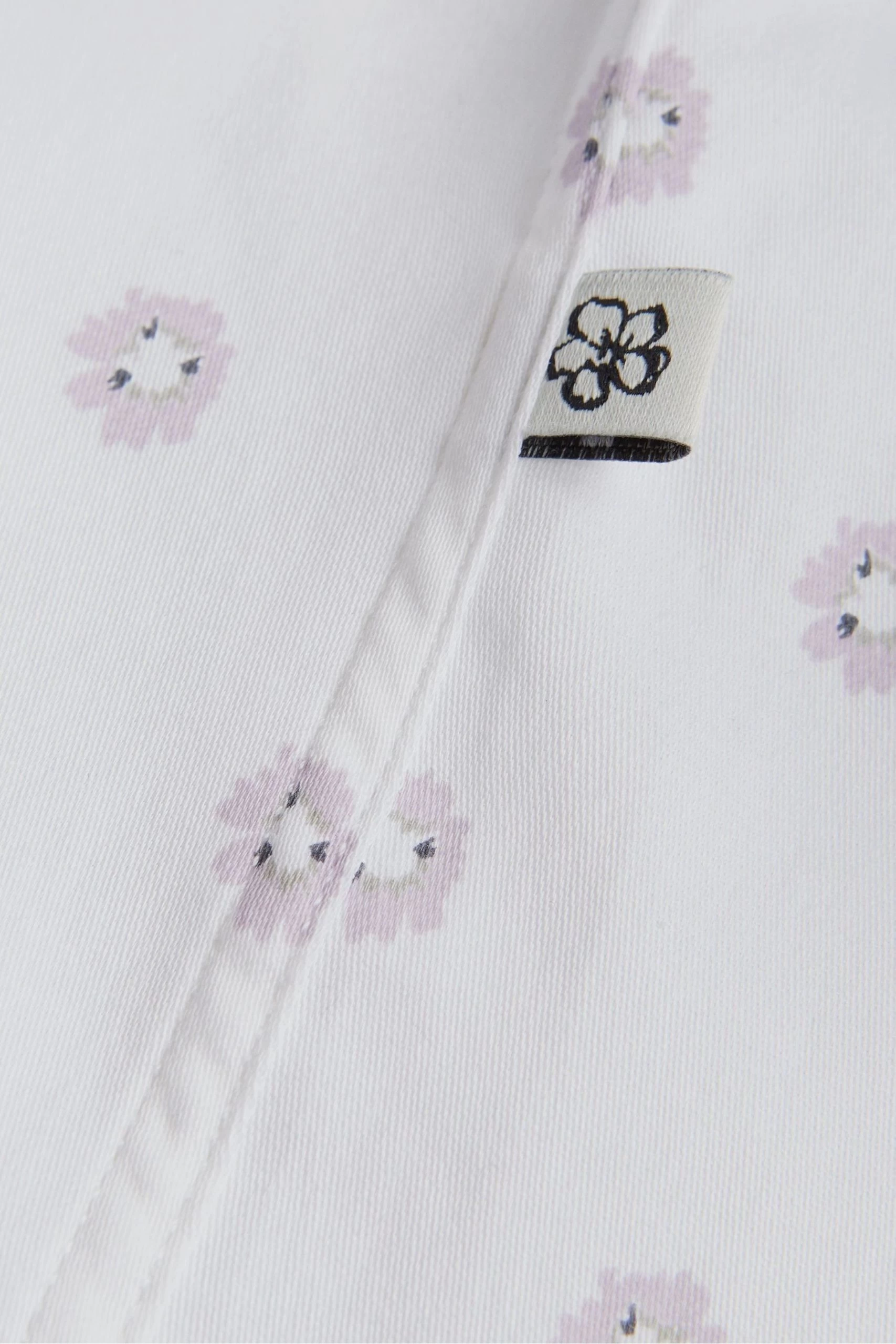 Ted Baker Kymsho White Short Sleeve Ditsy Floral Shirt 7 Ted Baker Kymsho White Short Sleeve Ditsy Floral Shirt - Image 5