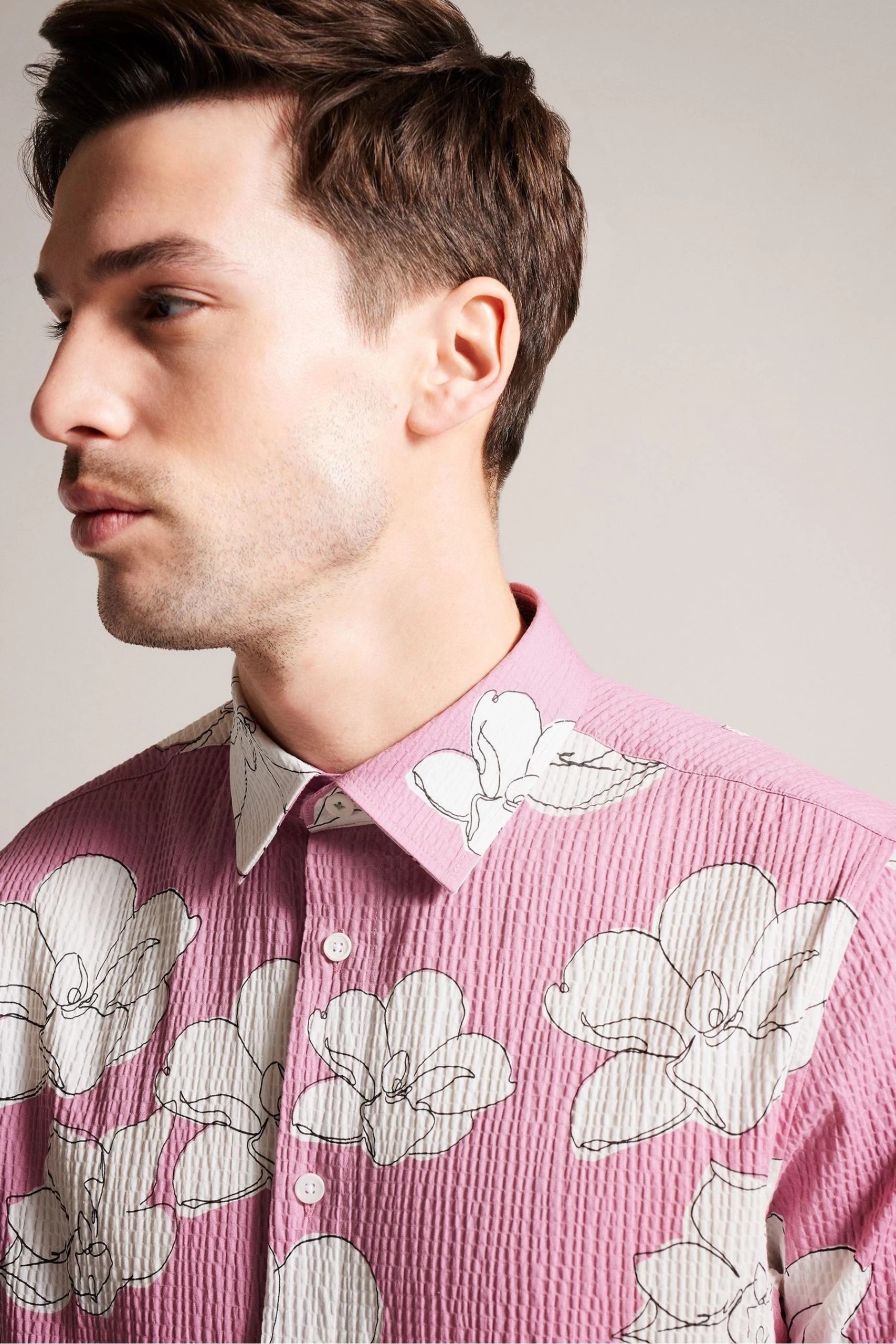 Ted Baker Pink Coving Short Sleeve Seersucker Floral Print Shirt 6 Ted Baker Pink Coving Short Sleeve Seersucker Floral Print Shirt - Image 4