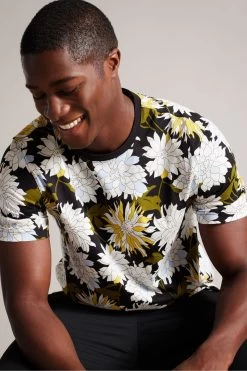 Ted Baker Cream Florid Regular Floral Printed T-Shirt 10 Ted Baker Cream Florid Regular Floral Printed T-Shirt -Ted Baker Shop M98859s3