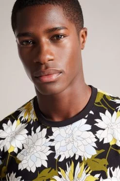 Ted Baker Cream Florid Regular Floral Printed T-Shirt 11 Ted Baker Cream Florid Regular Floral Printed T-Shirt -Ted Baker Shop M98859s4