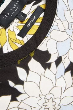 Ted Baker Cream Florid Regular Floral Printed T-Shirt 12 Ted Baker Cream Florid Regular Floral Printed T-Shirt -Ted Baker Shop M98859s5