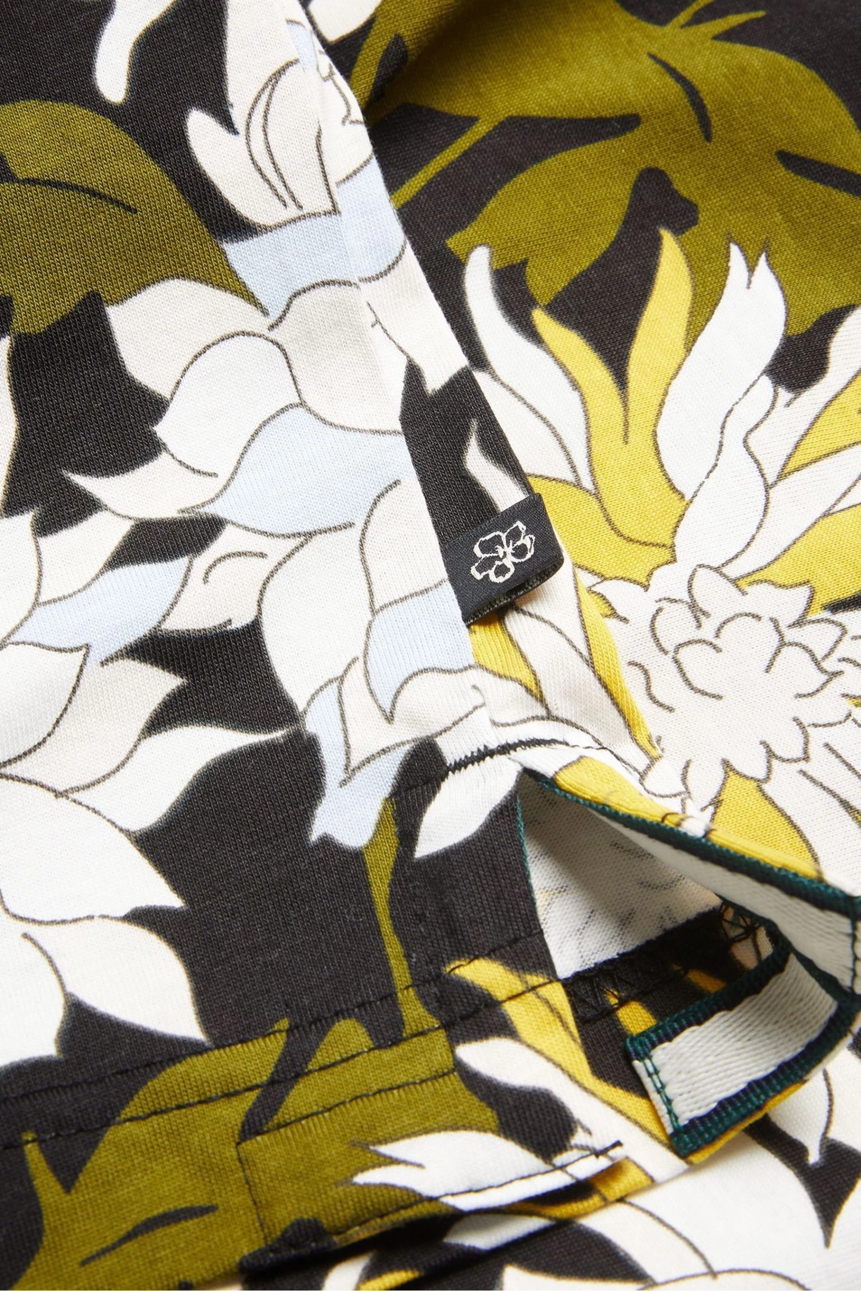 Ted Baker Cream Florid Regular Floral Printed T-Shirt 8 Ted Baker Cream Florid Regular Floral Printed T-Shirt - Image 6
