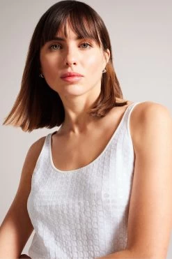 Ted Baker White Bobbiiy Sequin Detail Knit Top 10 Ted Baker White Bobbiiy Sequin Detail Knit Top -Ted Baker Shop T10244s4