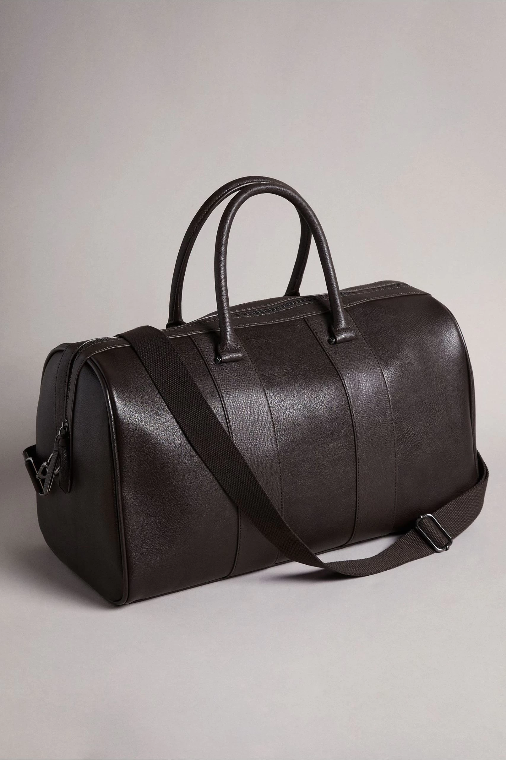 Ted Baker Brown Evyday Brn-Choc Striped Pu Holdall Bag 4 Ted Baker Brown Evyday Brn-Choc Striped Pu Holdall Bag - Image 2