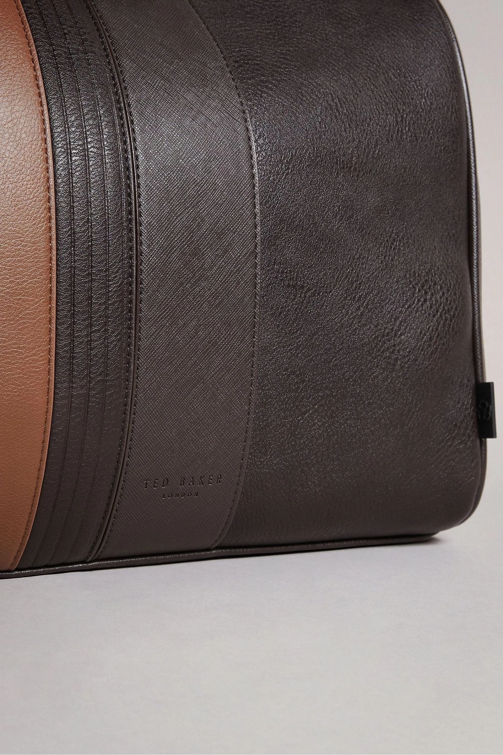 Ted Baker Brown Evyday Brn-Choc Striped Pu Holdall Bag 5 Ted Baker Brown Evyday Brn-Choc Striped Pu Holdall Bag - Image 3