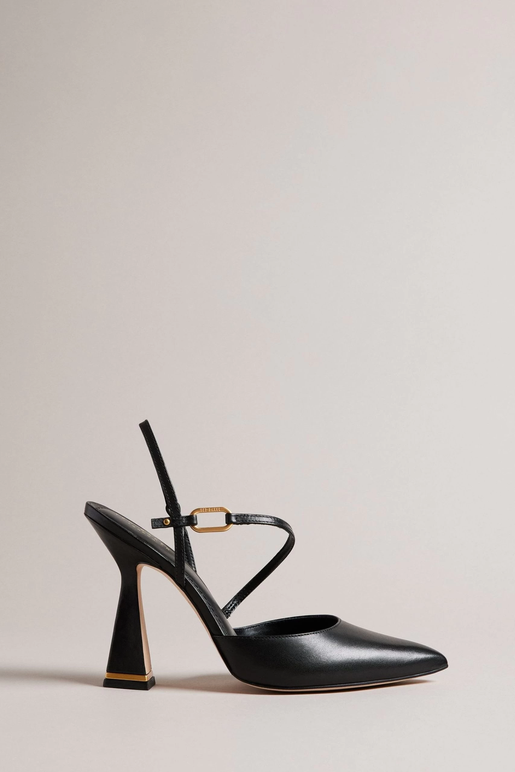 Ted Baker Black Coriana Metal Hardware Pointed Courts 3 Ted Baker Black Coriana Metal Hardware Pointed Courts