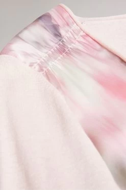 Ted Baker Pink Lusindi Coral Woven Front V-Neck Sweater 14 Ted Baker Pink Lusindi Coral Woven Front V-Neck Sweater -Ted Baker Shop U29683s6